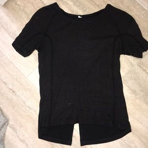 Lululemon black cap sleeve top